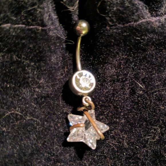 Assorted Star/Sparkly Belly Rings - Picture 2 of 6
